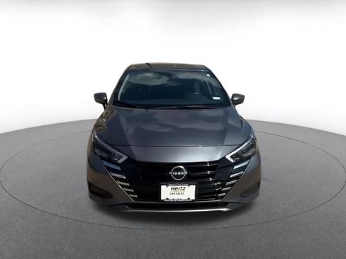 Used 2025 Nissan Versa SV FWD image 4