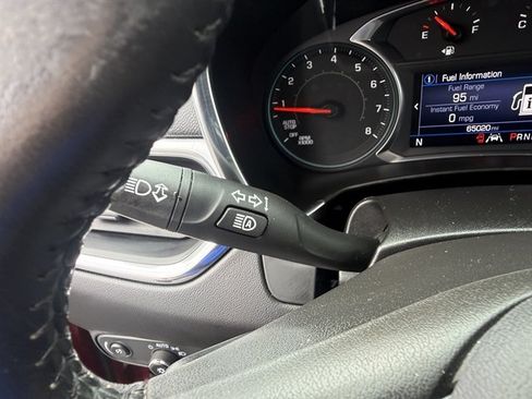 Used 2020 Chevrolet Equinox LT FWD image 14