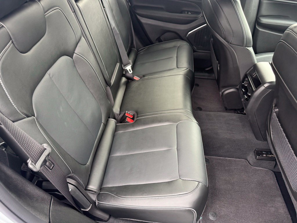 New 2025 Jeep Grand Cherokee Overland AWD/4WD image 48