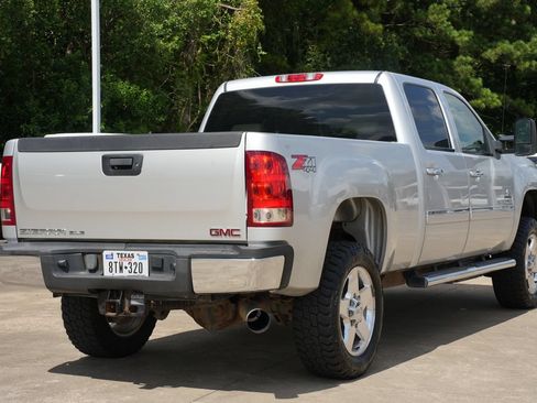Used 2013 GMC Sierra 2500 SLE w/ Texas Edition AWD/4WD image 3