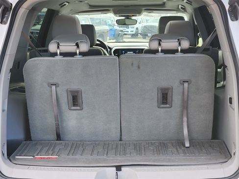 Used 2020 GMC Acadia SLT image 12