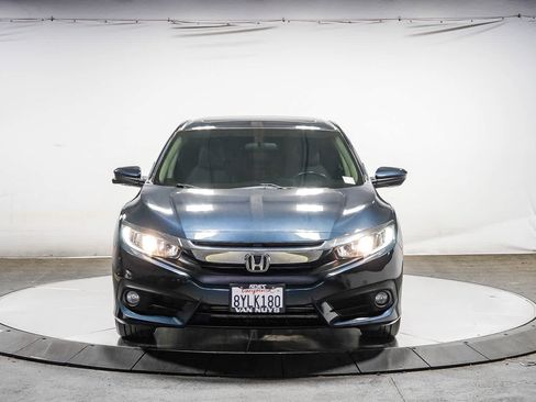Used 2018 Honda Civic EX-T image 6