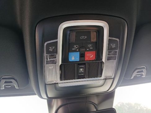 New 2026 RAM 3500 Laramie AWD/4WD image 43