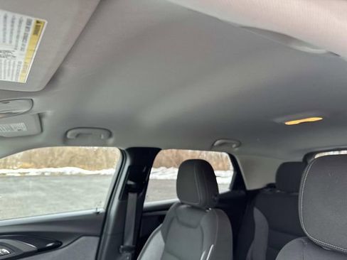 Used 2023 Chevrolet TrailBlazer LT image 31