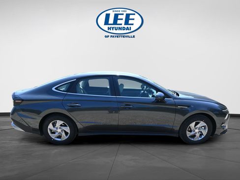 Certified 2026 Hyundai Sonata SE FWD image 2