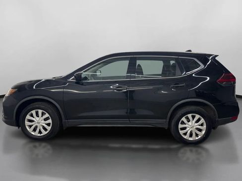 Used 2019 Nissan Rogue S image 5