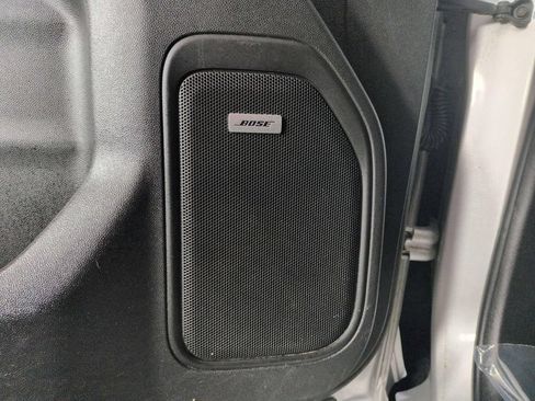 Used 2020 Chevrolet Silverado 1500 LTZ AWD/4WD image 16