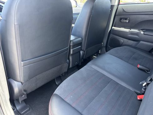 Used 2024 Mitsubishi Outlander Sport ES AWD/4WD image 15
