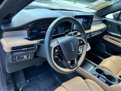 Used 2023 Lincoln Corsair Reserve w/ Equipment Group 202A AWD/4WD image 15