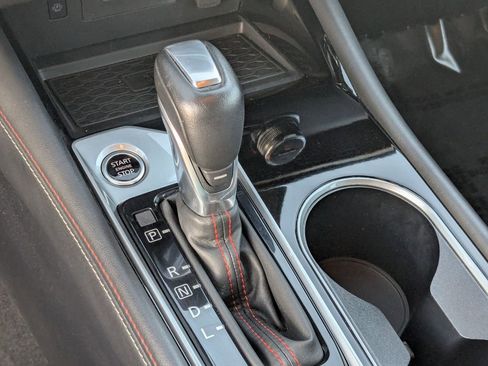 Used 2025 Nissan Altima 2.5 SR w/ SR Premium Package image 17