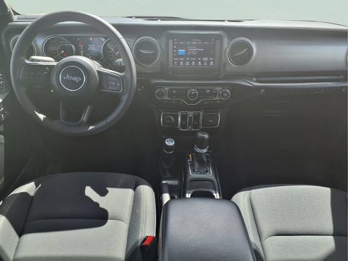 Used 2021 Jeep Wrangler Unlimited Sport AWD/4WD image 10