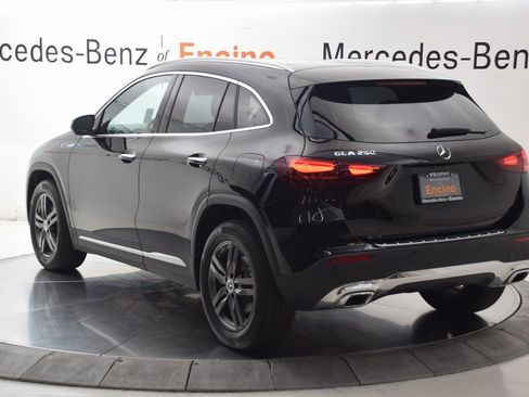 Certified 2025 Mercedes-Benz GLA 250 image 4