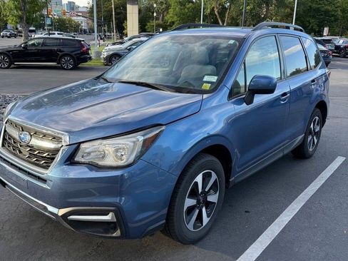 Used 2017 Subaru Forester 2.5i Premium w/ All-Weather Package AWD/4WD image 2