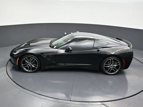 Used 2019 Chevrolet Corvette Stingray Coupe image 17