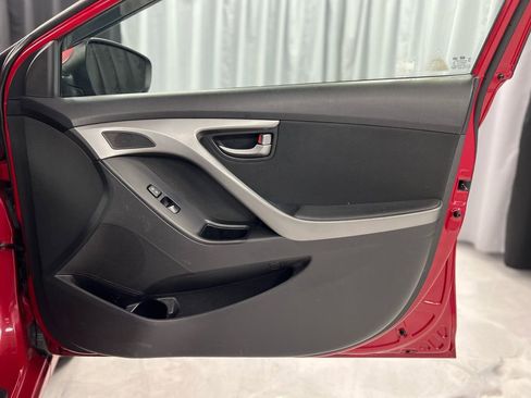 Used 2015 Hyundai Elantra SE w/ Option Group 03 image 30