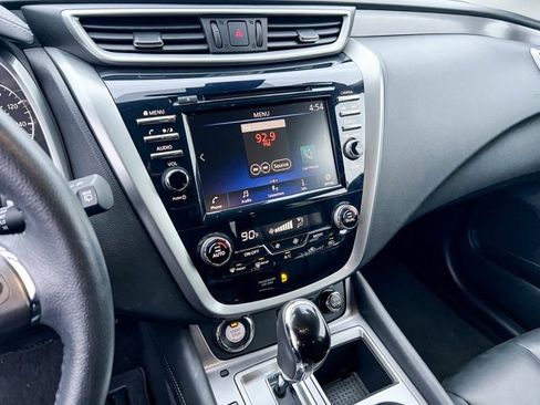 Used 2024 Nissan Murano SV w/ SV Midnight Edition Package image 18