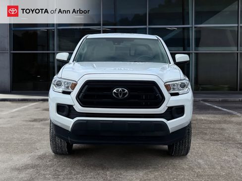 Used 2023 Toyota Tacoma SR image 12