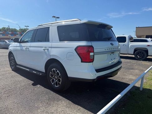 Used 2023 Ford Expedition XL RWD image 4