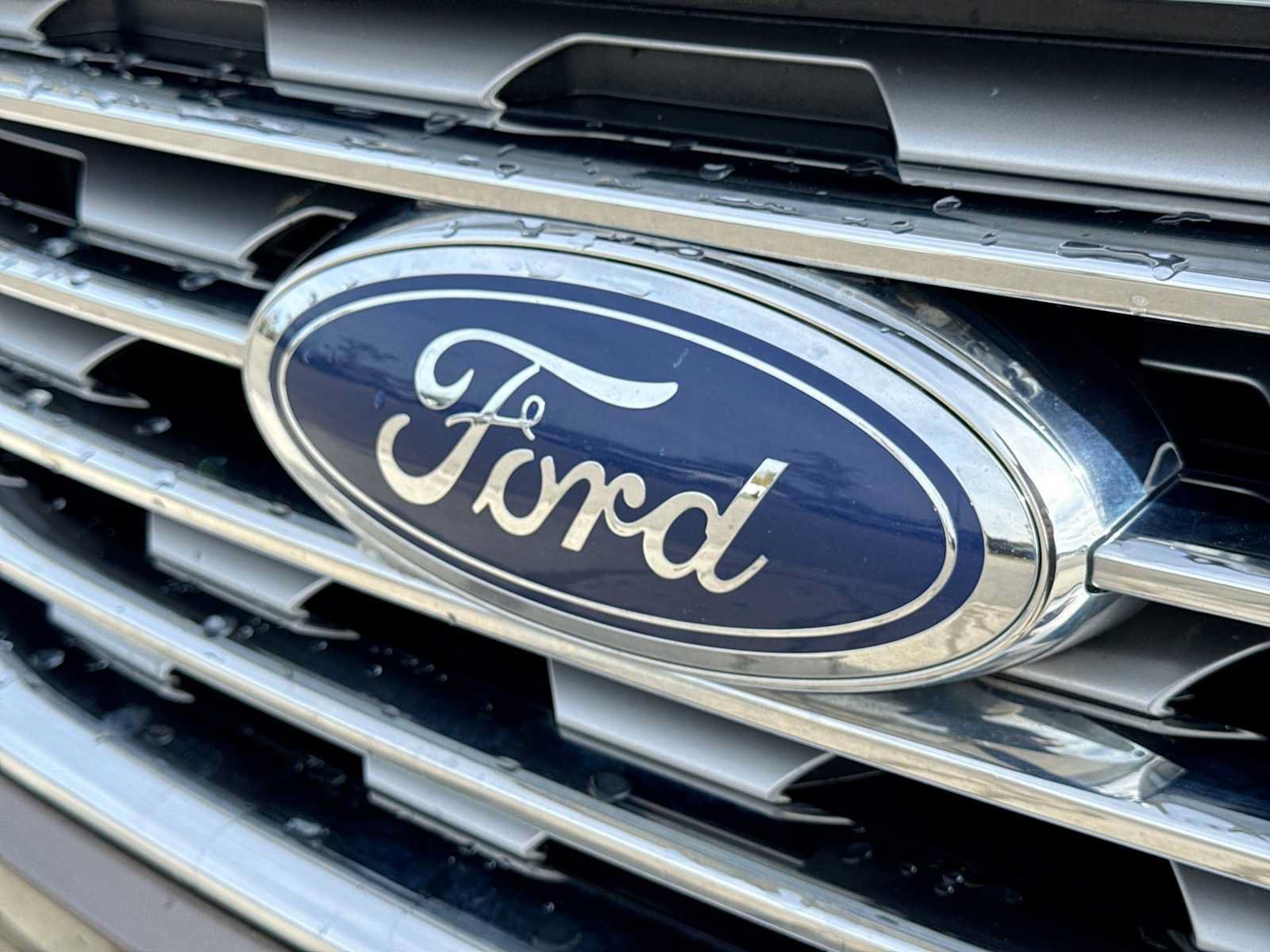Used 2019 Ford Edge SEL w/ Equipment Group 201A AWD/4WD image 11