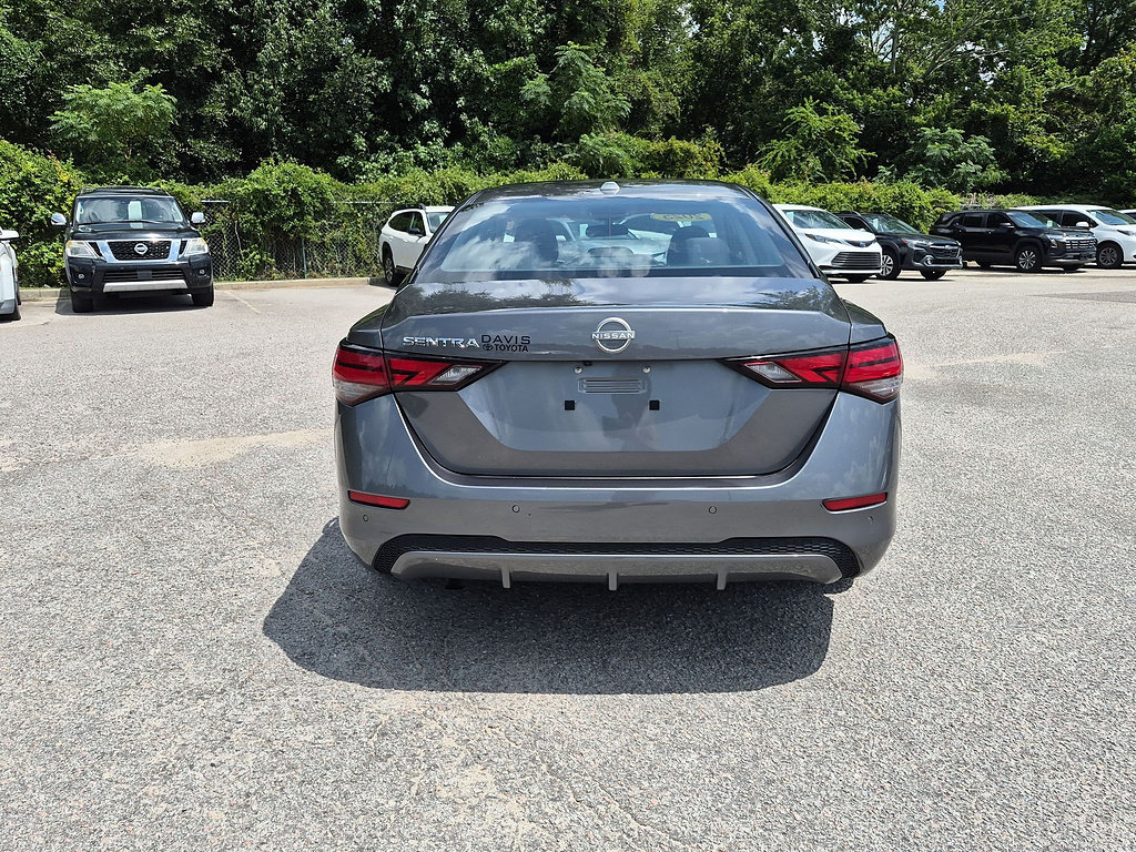 Used 2025 Nissan Sentra SV FWD image 4