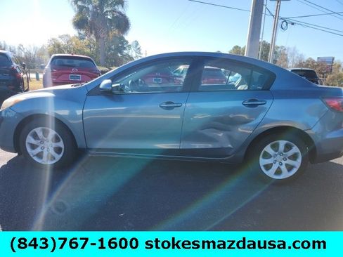 Used 2011 MAZDA MAZDA3 i Sport image 10