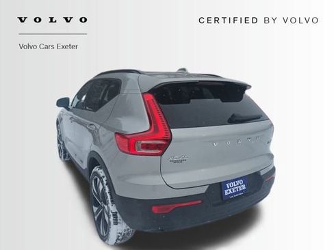 Certified 2023 Volvo XC40 B5 Plus w/ Driver Assist Package image 7
