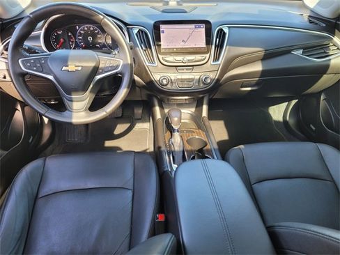 Used 2022 Chevrolet Malibu Premier image 15