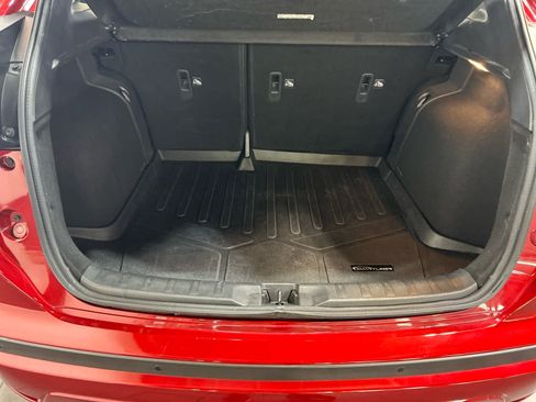 Used 2023 Nissan Kicks SR w/ SR Premium Package FWD image 11