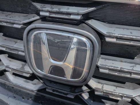 Used 2025 Honda Passport EX-L image 31