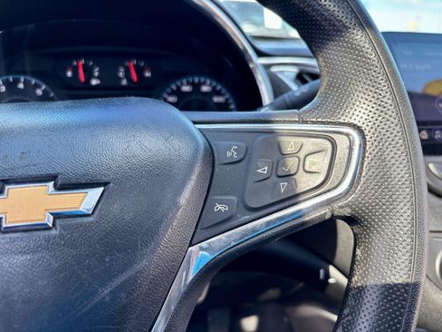 Used 2020 Chevrolet Malibu LT FWD image 30