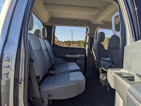 Used 2025 Ford F250 XLT image 37