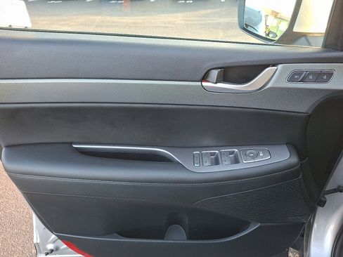 Used 2024 Hyundai Palisade SEL w/ Premium Package image 13