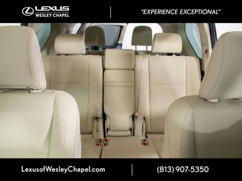 Used 2023 Lexus GX 460 Premium w/ Premium Package image 25