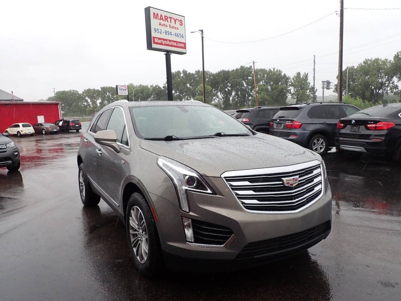 Used 2018 Cadillac XT5 Luxury w/ Trailering Package AWD/4WD image 1