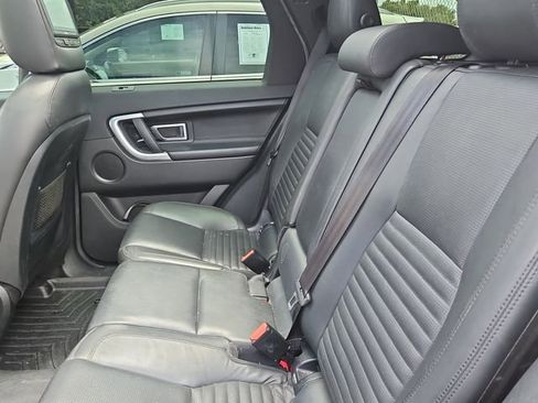 Used 2017 Land Rover Discovery Sport HSE Luxury image 6
