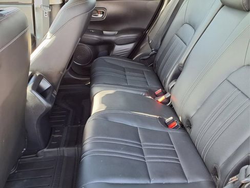 Certified 2024 Honda HR-V EX-L image 11