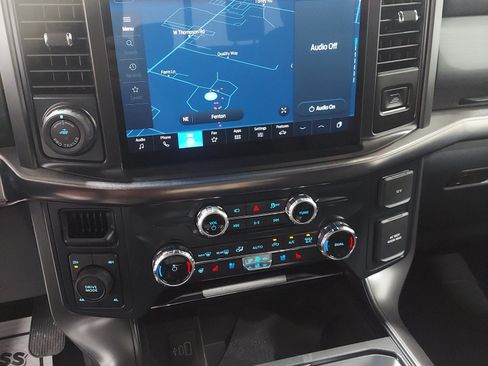 Used 2025 Ford F150 Lariat AWD/4WD image 13
