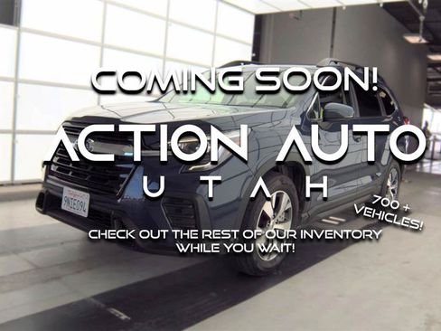 Used 2025 Subaru Ascent Premium AWD/4WD image 1
