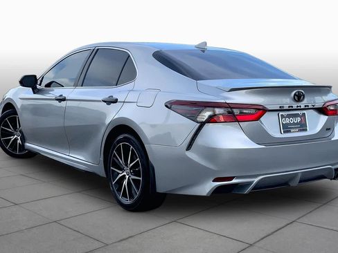 Used 2024 Toyota Camry SE FWD image 12
