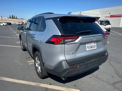 Used 2025 Toyota RAV4 XLE w/ Convenience Package AWD/4WD image 3