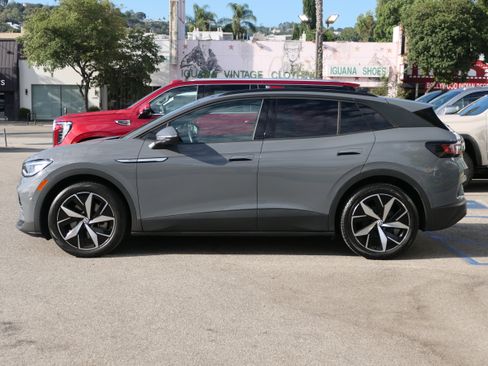 Used 2023 Volkswagen ID.4 Pro RWD image 2