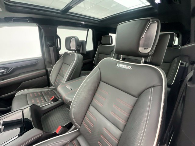 Used 2025 GMC Yukon AT4 Ultimate w/ LPO, Floor Liner Package AWD/4WD image 6