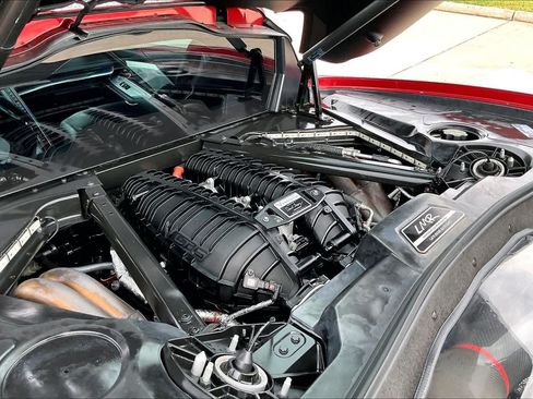Used 2025 Chevrolet Corvette Z06 RWD image 28