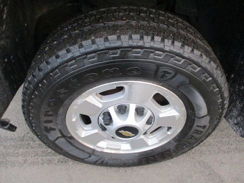 Used 2013 Chevrolet Silverado 2500 LT w/ Interior Plus Package image 12