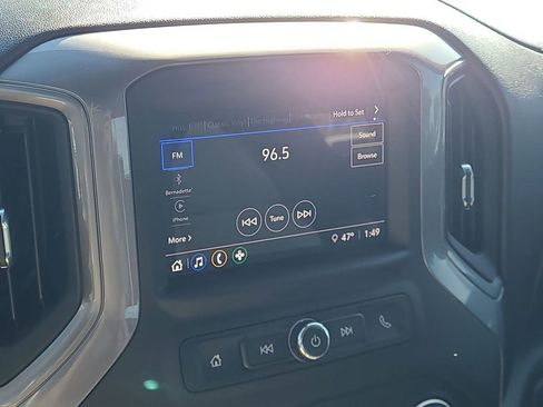 Used 2024 Chevrolet Silverado 2500 Custom w/ Custom Value Package image 24