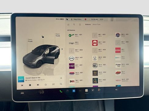 Used 2025 Tesla Model Y Long Range RWD image 15