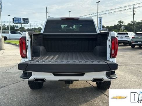 Used 2025 GMC Sierra 1500 AT4 AWD/4WD image 28