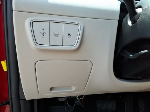 Certified 2024 Hyundai Tucson Limited FWD image 17