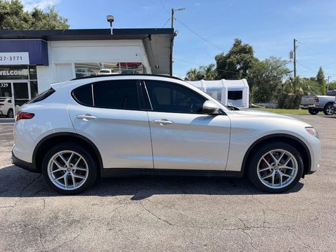 Used 2019 Alfa Romeo Stelvio Ti Sport w/ Quick Order Package 22S Sport AWD/4WD image 11