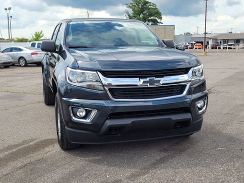Used 2017 Chevrolet Colorado W/T w/ WT Convenience Package AWD/4WD image 15